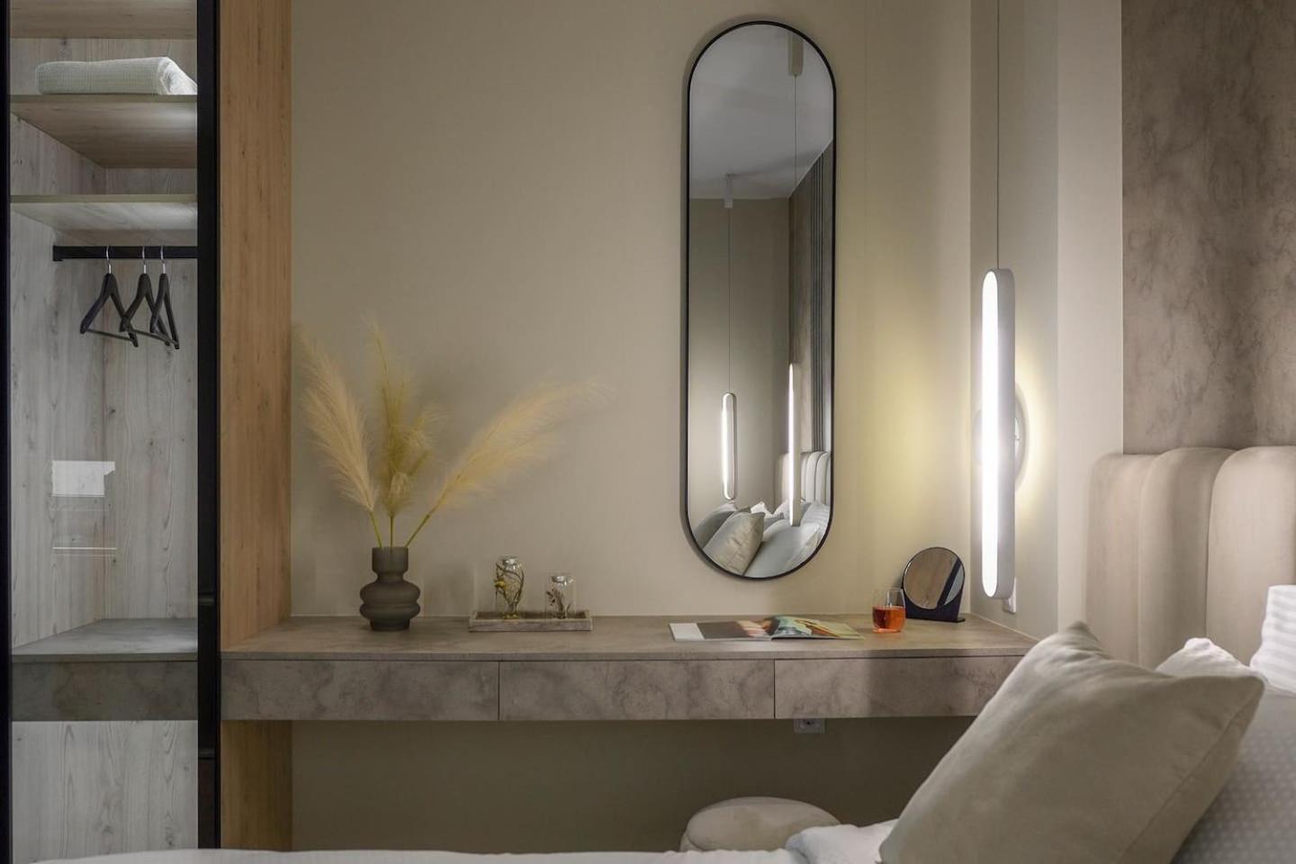 Aristotelian Virtues - Elpida Apartmán Soluň