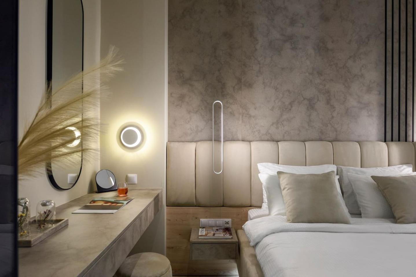 Aristotelian Virtues - Elpida Apartmán Soluň