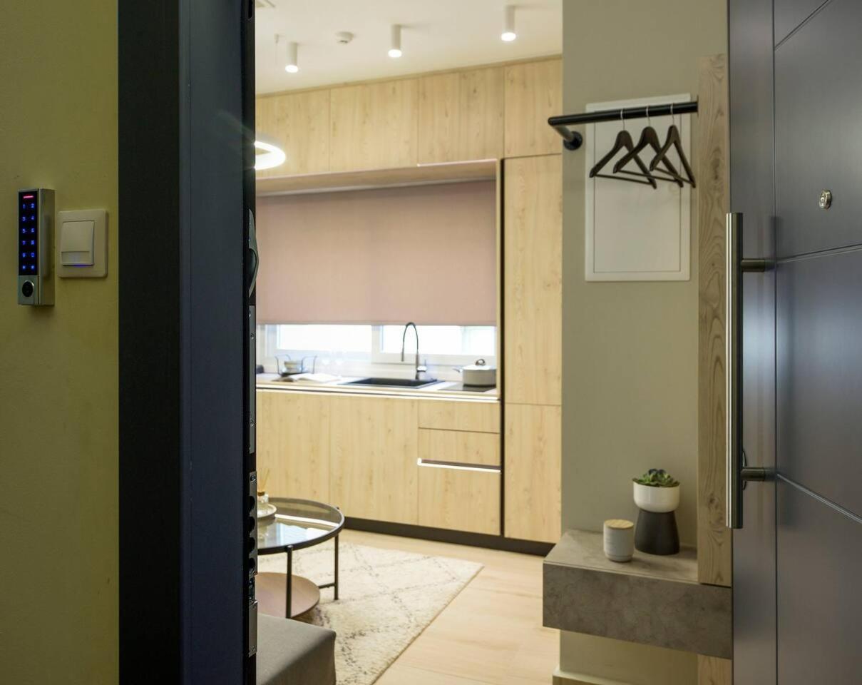 Aristotelian Virtues - Elpida Apartmán Soluň