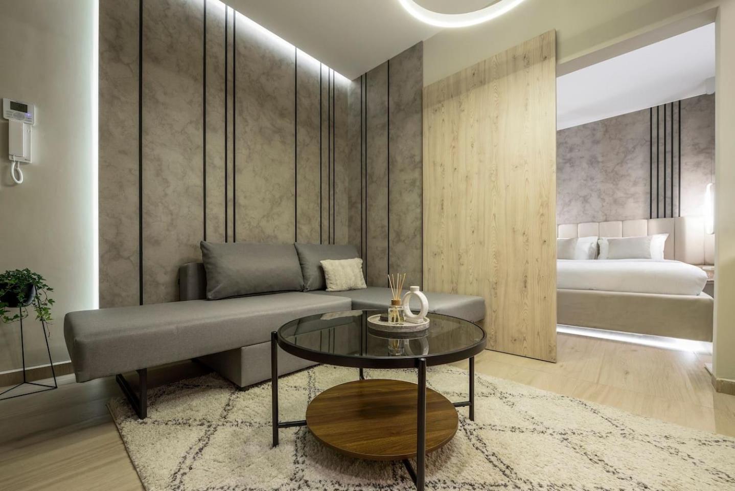 Aristotelian Virtues - Elpida Apartmán Soluň
